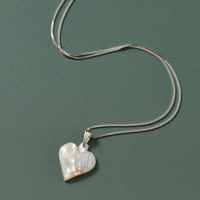 Mother of Pearl Heart Pendant Necklace 1