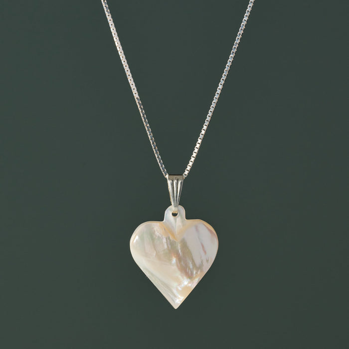 Mother of Pearl Heart Pendant Necklace 3