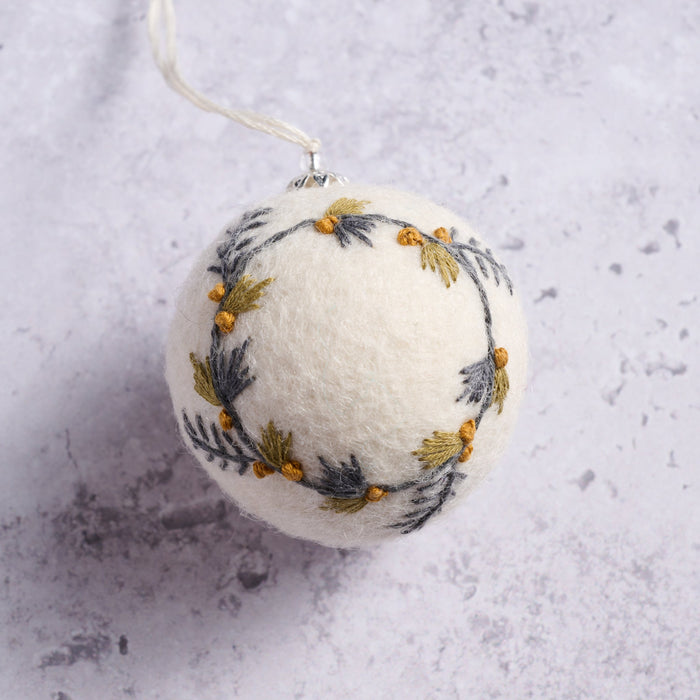 Lovely Wreath Embroidered Felt Ball Ornament 3