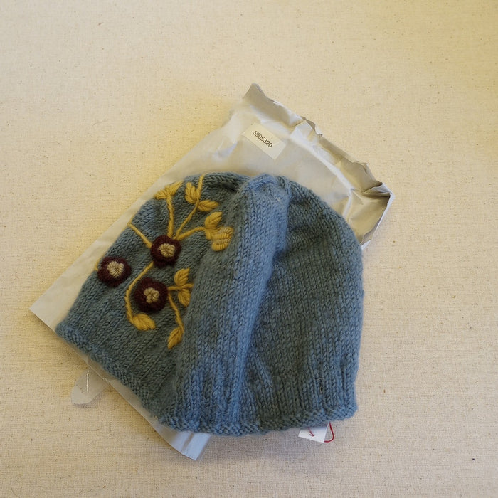 Gentle Flowers Embroidered Hat 4