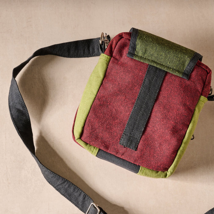 Live Wild Colorblock Crossbody Bag 4