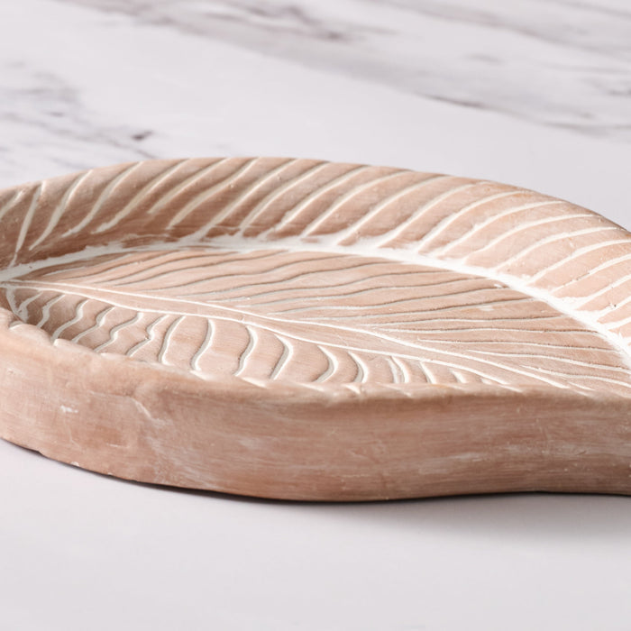 Pama Terracotta Leaf Bird Feeder 3