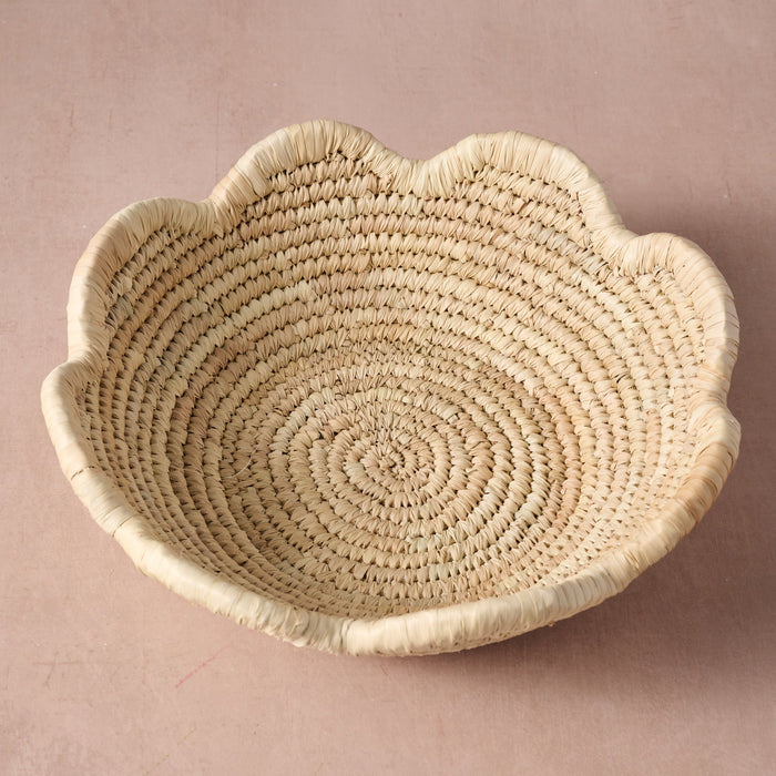 Seba Scalloped Palm Leaf Basket 3
