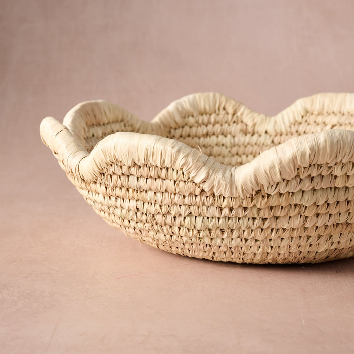 Seba Scalloped Palm Leaf Basket 4