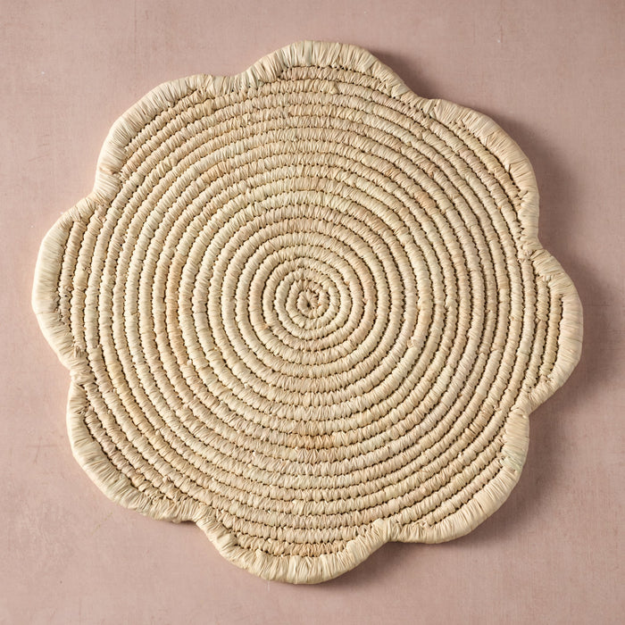 Seba Scalloped Palm Leaf Charger 1
