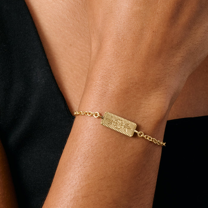 Arati Etched Floral Bracelet 3