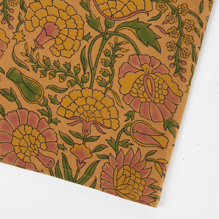 Aanand Floral Tablecloth - Golden 3