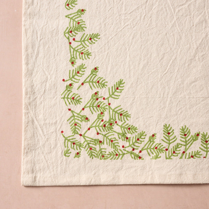 Sardee Holly Cotton Table Runner 3