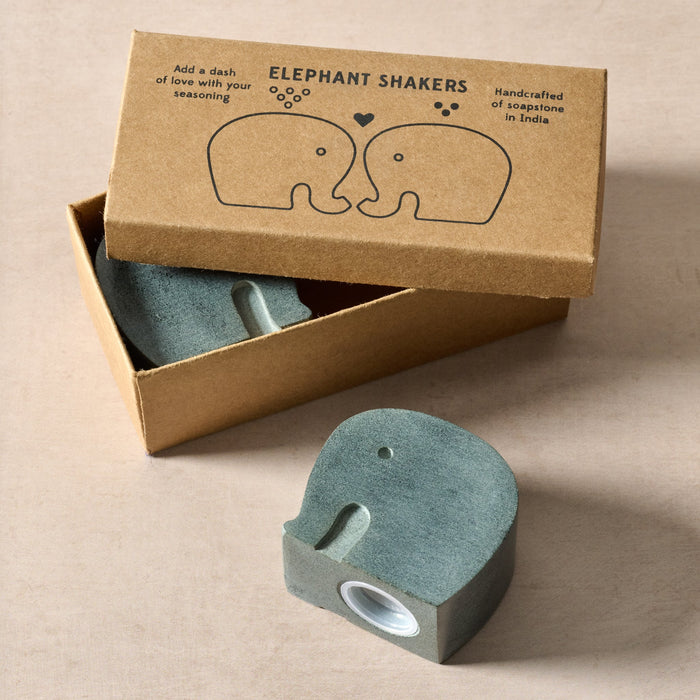 Elephant Salt & Pepper Shakers 2