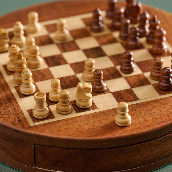 Acacia Wood Round Magnetic Chess Set 5