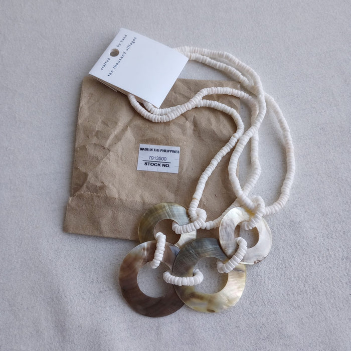 Infinite Loops Shell Necklace 4