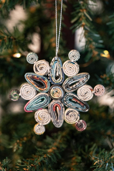 Artsy Snowflake Ornament 2