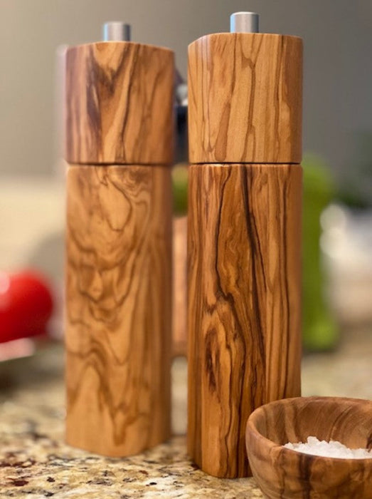 Amal Olive Wood Pepper Mill 3