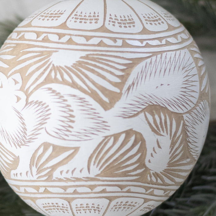 Blanca Etched Ball Ornament 3