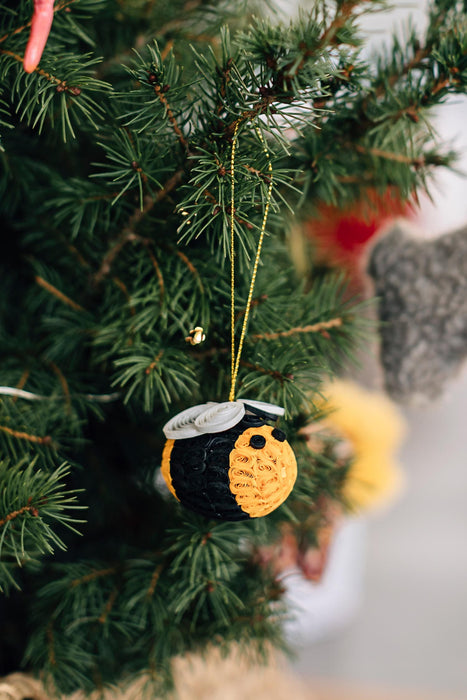 Quilled Bee Ornament 3