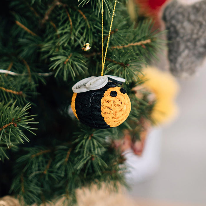 Quilled Bee Ornament 4