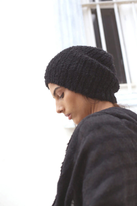 Slouchy Alpaca Wool Beanie - Black 3