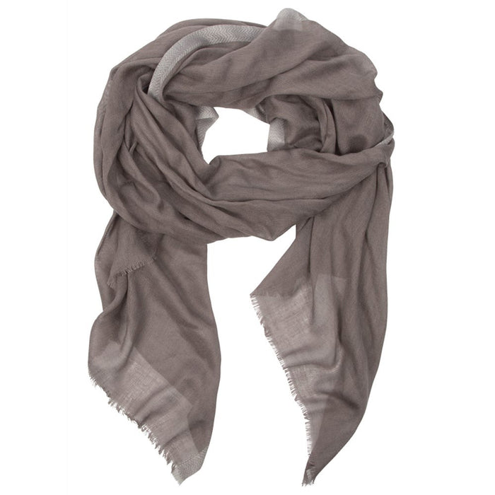 Embracing Beauty Scarf (Gray) 2