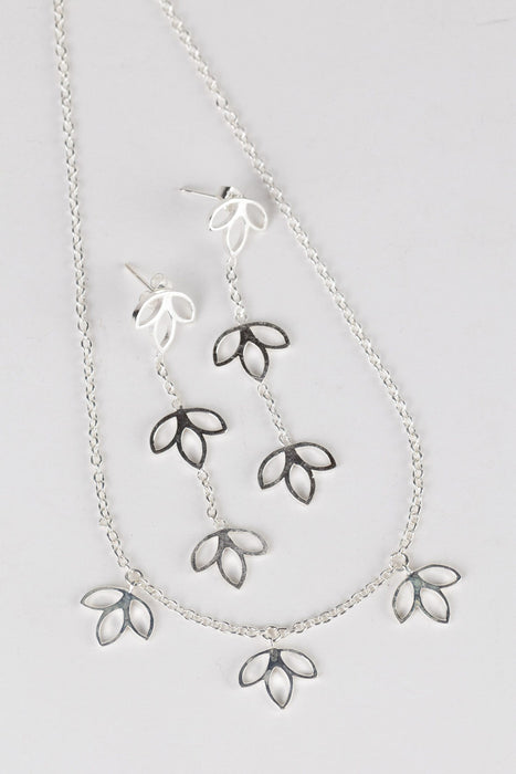 Lotus Trio Necklace 3